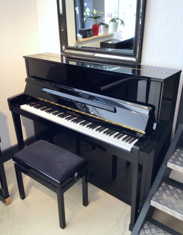 SCHIMMEL 120 Occasion